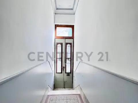Jerónimo Salguero 300, Piso 0