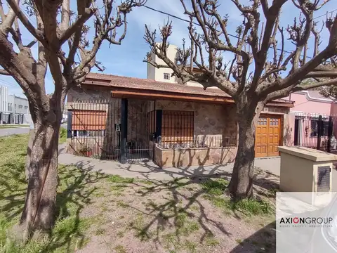 Casa 3 dormitorios c/ cochera