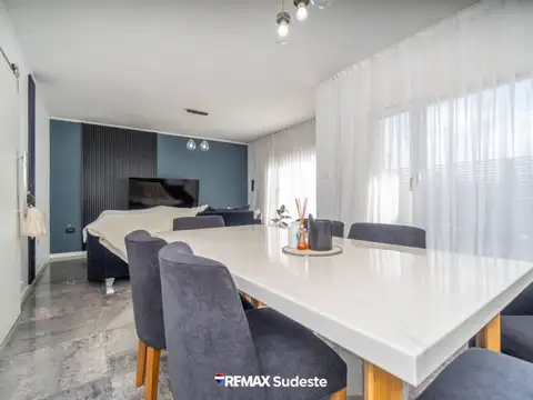 VENTA CASA EN DANIEL CERRI – PRIMERA JUNTA 565