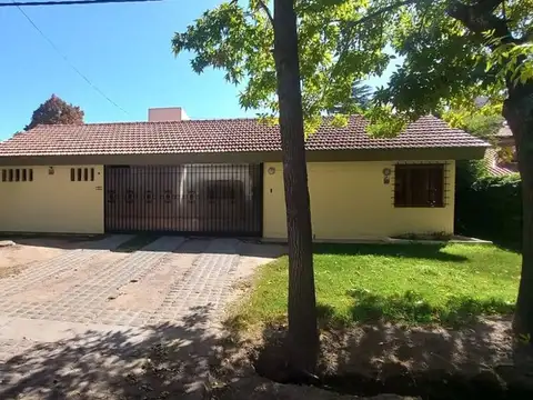CASA EN VENTA EN BARRIO HUERTO DEL SOL LA PUNTILLA