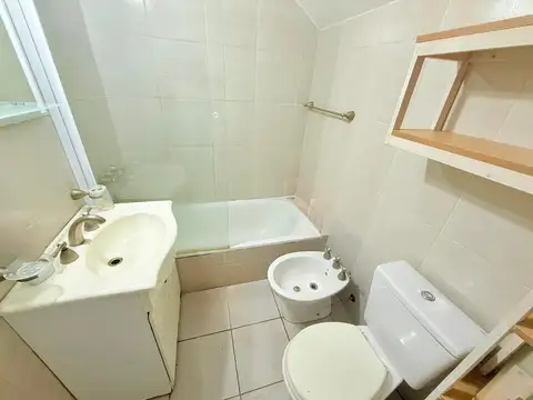 Depto Tipo Casa en Venta al Este