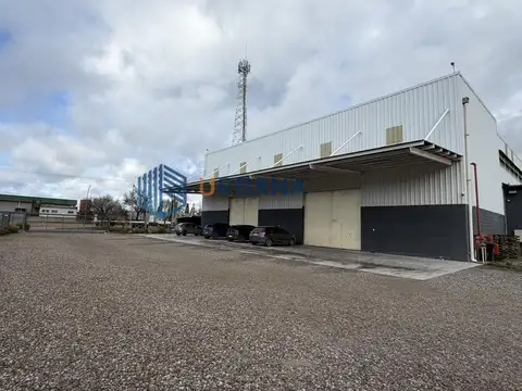 Galpon de 400m2 o 1.000m2 en predio cerrado