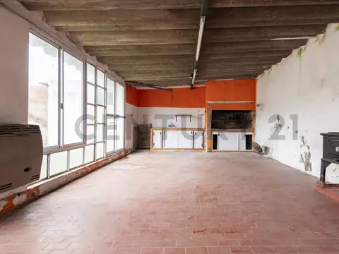 Departamento en Venta con 2 cocheras