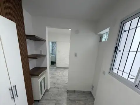 Depto Tipo Casa 2 ambientes con 1 baño