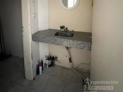 Local en Alquiler en Hipódromo / Panamericana, USD 1.500