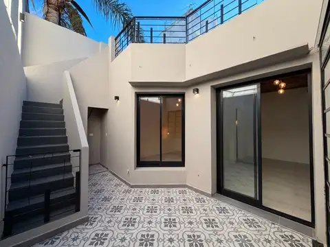 PH en Venta en Monte Castro, CABA