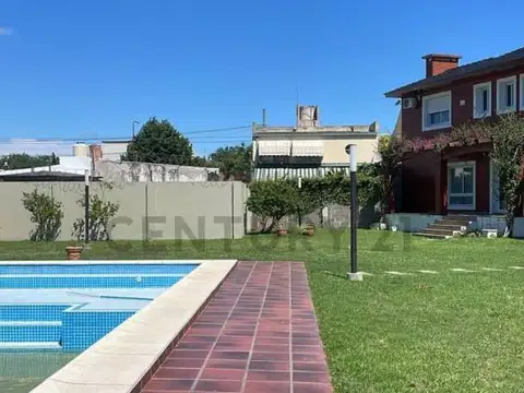 Casa en Alquiler de 3 dormitorios