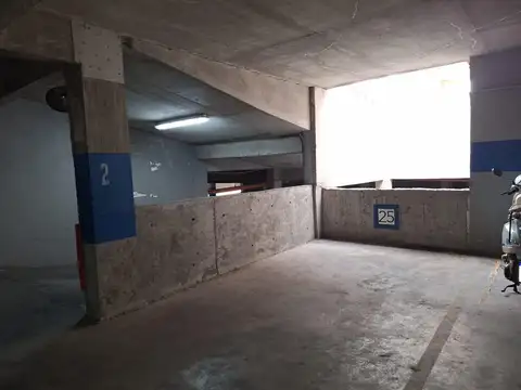 Cochera cubierta en venta