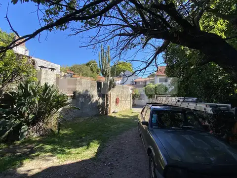Terreno 8.66 x 20 metros en zona residencial R2 de Olivos