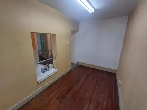Depto Tipo Casa en Alquiler en Balvanera, $ 1.200.000