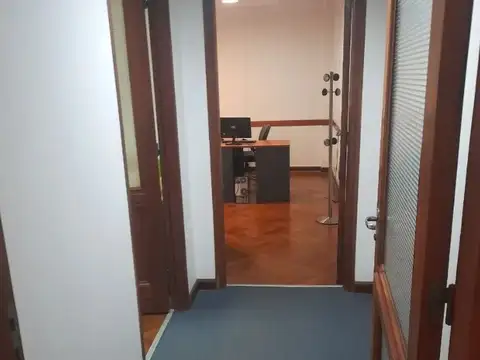 Oficina en Venta 40 años