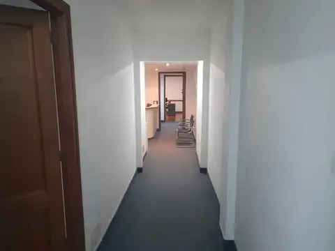 Presidente Roque Saenz Peña 800, Piso 5