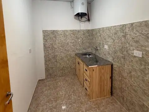 DEPARTAMENTO INTERNO EN ALQUILER