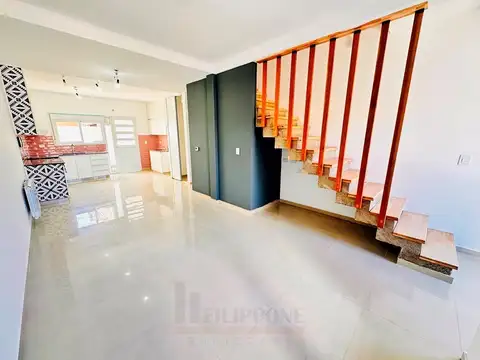Dúplex a estrenar con cochera a en venta - República Siria 2494