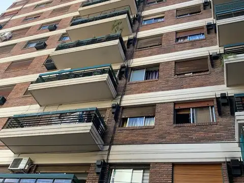 Marconi 700, Piso 13