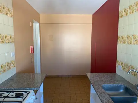 AVELLANEDA CTRO 3 AMBIENTES AL FTE. CON BALCON