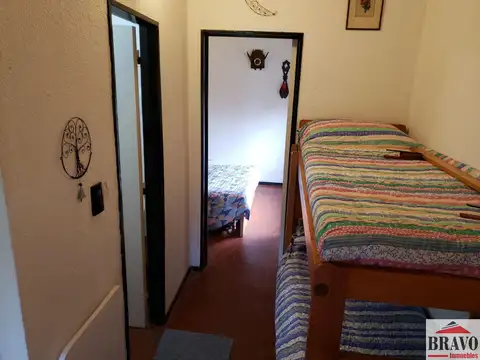 Casa 2 ambientes con 1 baño