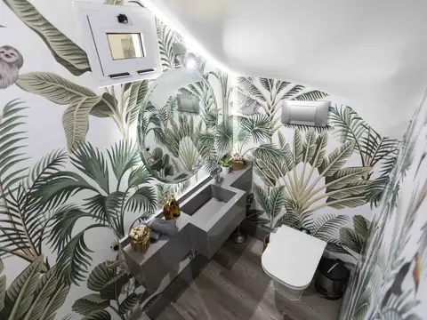Casa 6 ambientes con 2 baños