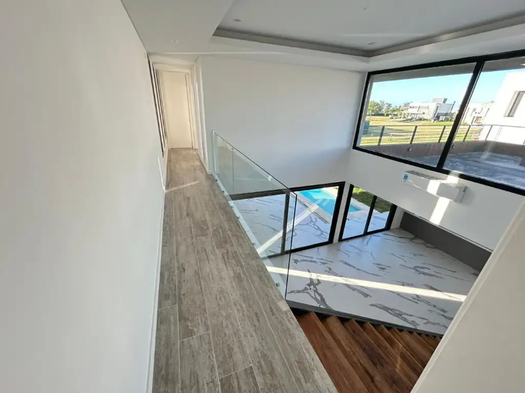 Casa en venta de 4 Ambientes con galería y piscina en el Exclusivo Greenville Polo & Resort  - Foto 19
