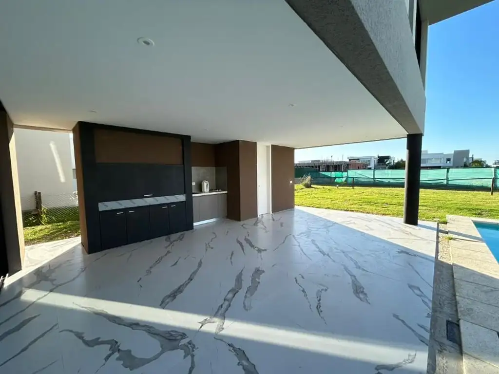 Casa en Greenville Polo & Resort de 3 dormitorios