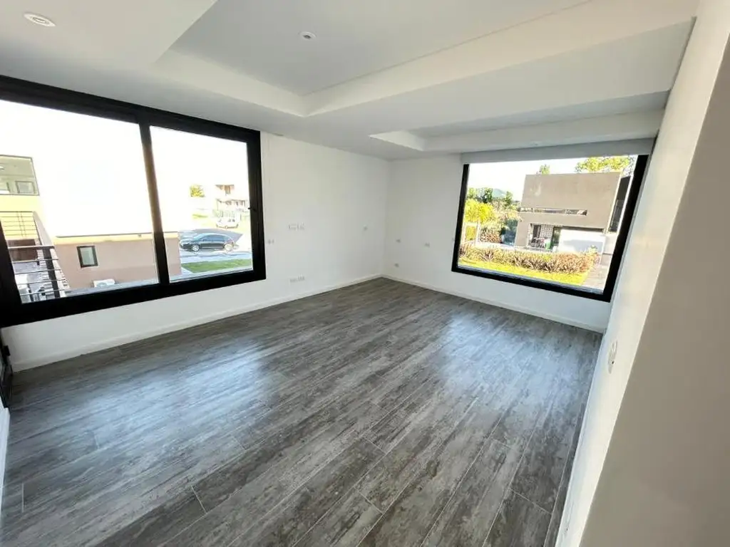 Casa en venta de 4 Ambientes con galería y piscina en el Exclusivo Greenville Polo & Resort  - Foto 17