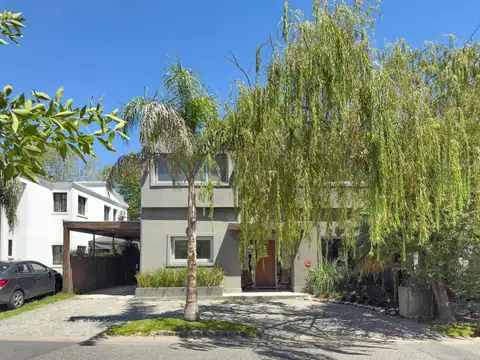 Luis García  al 1500 Barrio Tigre Joven