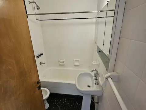 Departamento en Alquiler en Villa del Parque, $ 550.000