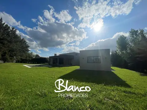Casa  en Venta en San Matias, Escobar, G.B.A. Zona Norte