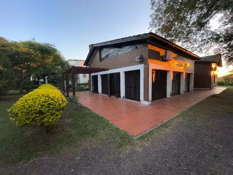 CASAS - CASA - CORRIENTES