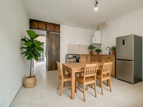 Depto Tipo Casa 2 ambientes con 1 baño