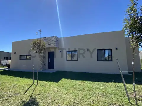 CASA EN UNA PLANTA EN SAN RAMON