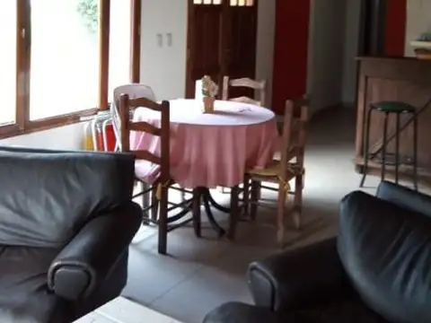 Casa en Venta en Guernica, USD 240.000