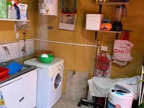 Depto Tipo Casa en Venta con 1 cocheras