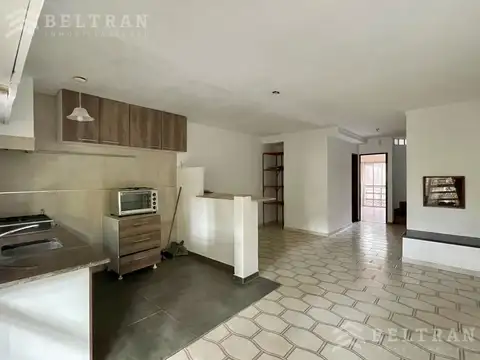 Depto Tipo Casa en Venta 40 años