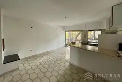 Cerrito al 100. PH con terraza.