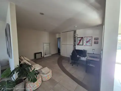Casa 6 ambientes con 2 baños