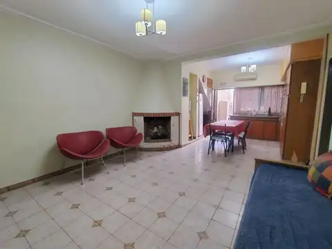 Depto Tipo Casa en Venta de 3 ambientes