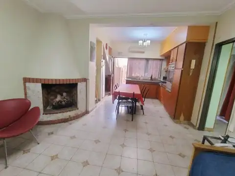 Depto Tipo Casa en Venta de 3 ambientes