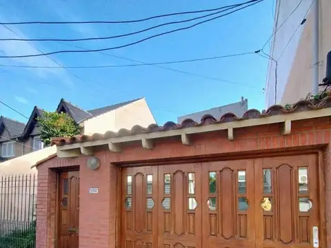 VENTA PH 3 AMB/ CON PATIO Y PARRILLA APTO CRÉD. LANÚS OESTE!
