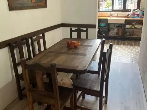 Casa en venta - 2 Dormitorios 1 Baño - 174Mts2 - Villa Maipú