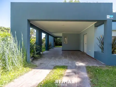 Casa con Pileta Monte Hermoso APTA CREDITO