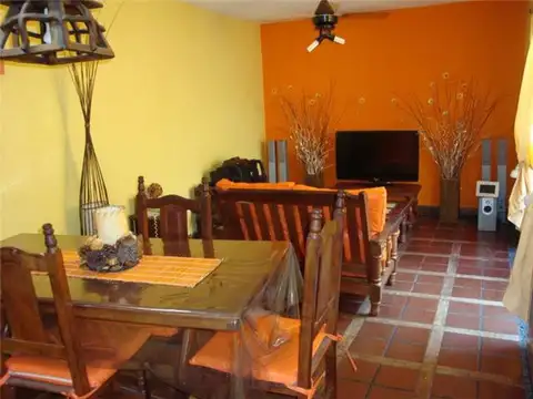 Casa en Venta en Banfield, USD 115.000
