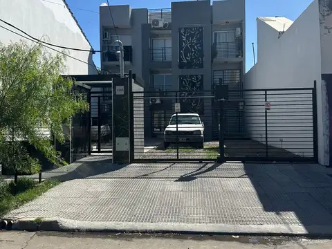Humaita 1200, Piso 1