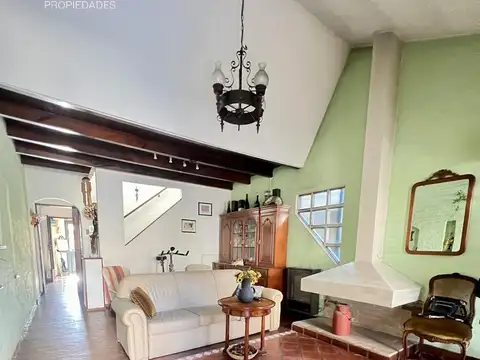 Depto Tipo Casa en Venta de 4 ambientes