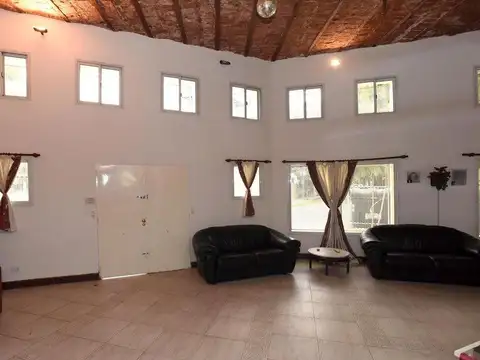 CASA 4 AMBIENTES EN FLORES COCHERA, APTO CREDITOs