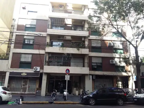 Av Curapaligue 400, Piso 15