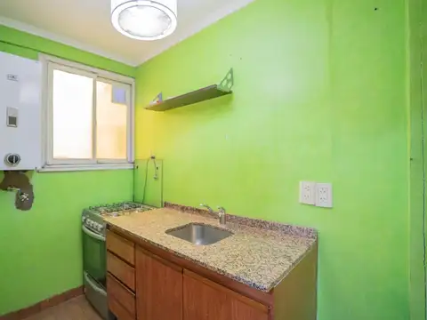 Oficina en Alquiler en Flores, $ 550.000