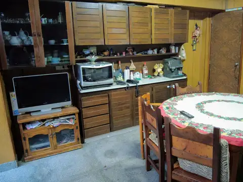 Haedo Norte Venta de Chalet de 7 ambientes Apto Credito