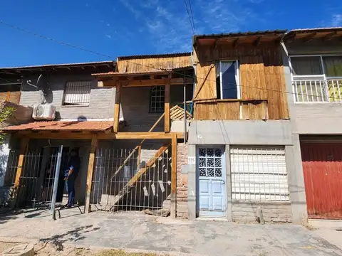 VENTA CASA A REFACCIONAR
