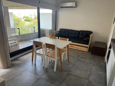 Departamento en Alquiler en Villa Urquiza, $ 600.000